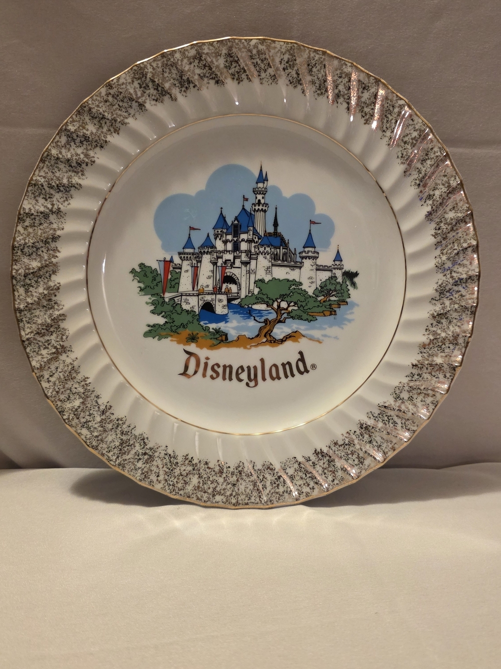 Vintage 1970s Disneyland Sleeping Beauty Castle 10" Souvenir Plate - Japan